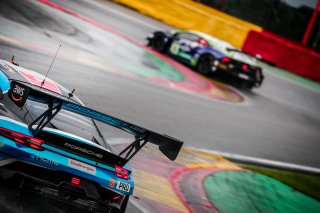 #18 KCMG HKG Porsche 911 GT3-R (991.II) - - Edoardo Liberati ITA Alex Imperatori CHE Josh Burdon AUS Pro Cup, GT3, Race
