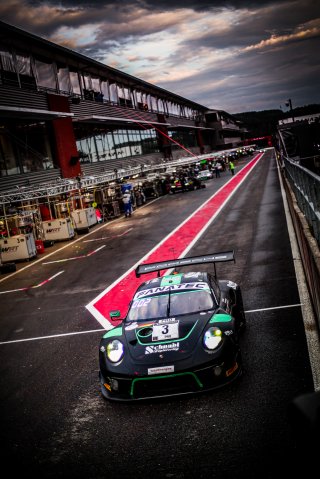 Pitlane, Race
