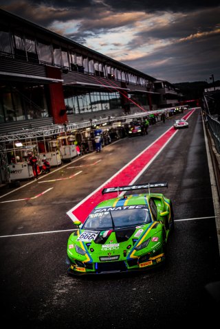 Pitlane, Race
