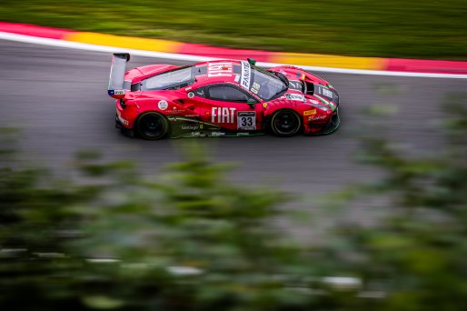 #33 Rinaldi Racing DEU Ferrari 488 GT3 - - Benja Hites CHL Fabrizio Crestani  ITA David Perel ZAF Silver Cup IGTC, GT3, Race
 | SRO / Jules Benichou - 21creation