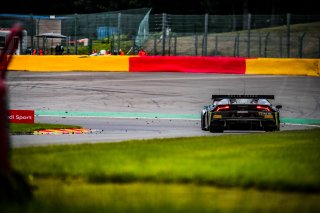 #77 Barwell Motorsport GBR Lamborghini Huracan GT3 Evo Miguel Ramos PRT Leo Machitski RUS Henrique Chaves PRT Sandy Mitchell GBR Pro-Am Cup IGTC, GT3, Race
