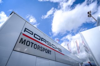 Paddock
