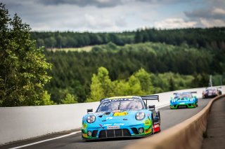 #222 Team Allied-Racing DEU Porsche 911 GT3-R (991.II) Bastian Buus DNK Lars Kern DEU Julien Apotheloz CHE Arno Santamato FRA Silver Cup, Pitlane
