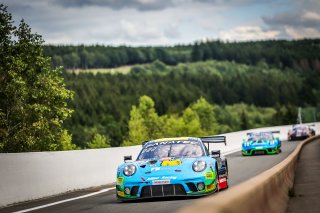 #222 Team Allied-Racing DEU Porsche 911 GT3-R (991.II) Bastian Buus DNK Lars Kern DEU Julien Apotheloz CHE Arno Santamato FRA Silver Cup, Pitlane
 | SRO / Patrick Hecq Photography