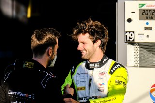 Paid Test Session, Pitlane
