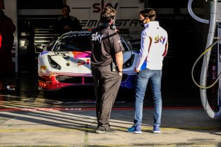 Paid Test Session, Pitlane
