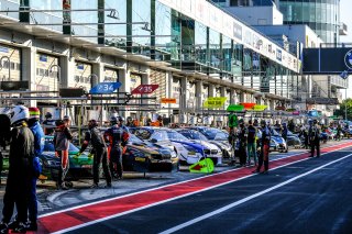 Paid Test Session, Pitlane
