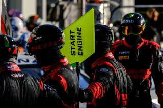 Paid Test Session, Pitlane
