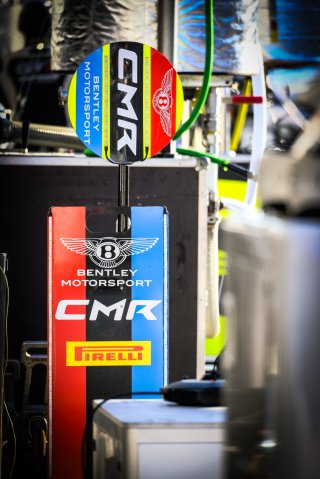 Paid Test Session, Pitlane

