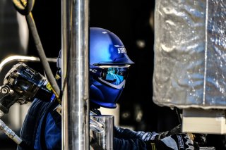 Paid Test Session, Pitlane

