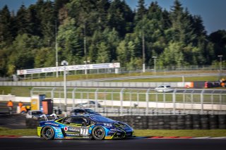 #77 Barwell Motorsport GBR Lamborghini Huracan GT3 Evo Henrique Chaves PRT Miguel Ramos PRT Leo Machitski RUS Pro-Am Cup, Paid Test Session 1
