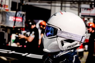Paid Test Session 2, Pitlane
