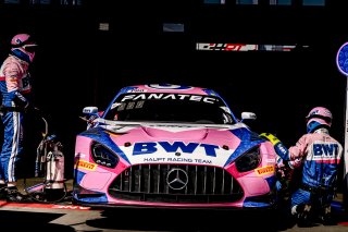 Paid Test Session 2, Pitlane
