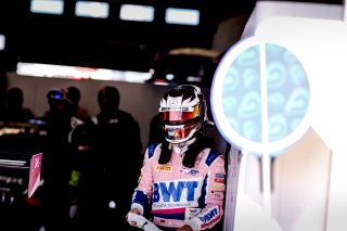 Paid Test Session 2, Pitlane
