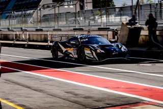 Paid Test Session 2, Pitlane
