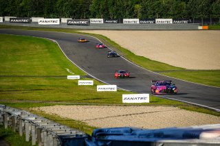 #69 Ram Racing  GBR Mercedes-AMG GT3 Robert Collard GBR Sam De Haan GBR Fabian Schiller DEU Pro-Am Cup, Free Practice
