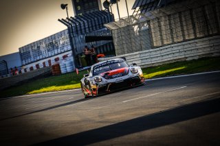 #56 Dinamic Motorsport ITA Porsche 911 GT3-R (991.II) Andrea Rizzoli ITA Mikkel O. Pedersen DNK Romain Dumas FRA Pro Cup, Free Practice
