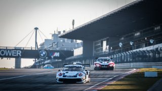#22 GPX Racing UAE Porsche 911 GT3-R (991.II) Matt Campbell AUS Earl Bamber NZL Mathieu Jaminet FRA Pro Cup, Free Practice

