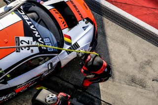 Pitlane, Qualifying
