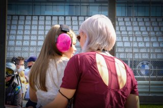 Gridwalk, Race
