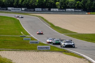 #40 SPS automotive performance DEU Mercedes-AMG GT3 Yannick Mettler CHE Jordan Love AUS Miklas Born CHE Silver Cup, Race
