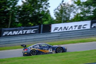 #34 Walkenhorst Motorsport DEU BMW M6 GT3 Nick Yelloly GBR David Pittard GBR Jake Dennis GBR Pro Cup, Race
