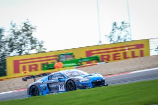 #26 Sainteloc Racing FRA Audi R8 LMS GT3 Markus Winkelhock DEU Finlay Hutchison GBR Frederic Vervisch BEL Pro Cup, Race
