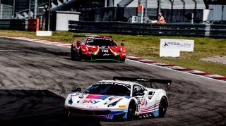 #93 SKY - Tempesta Racing GBR Ferrari 488 GT3 Rino Mastronardi iTA Jonathan Hui HKG Chris Froggatt GBR Pro-Am Cup, Race
