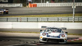 #22 GPX Racing UAE Porsche 911 GT3-R (991.II) Matt Campbell AUS Earl Bamber NZL Mathieu Jaminet FRA Pro Cup, Race
