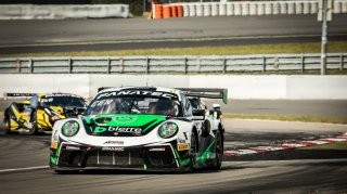 #54 Dinamic Motorsport ITA Porsche 911 GT3-R (991.II) Matteo Cairoli ITA Klaus Bachler DEU Christian Engelhart DEU Pro Cup, Race
