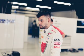 Paid Test Session 2, Pitlane
