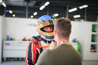 Paid Test Session 2, Pitlane
