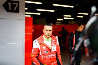 Paid Test Session 2, Pitlane
