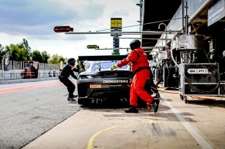 Paid Test Session 2, Pitlane
