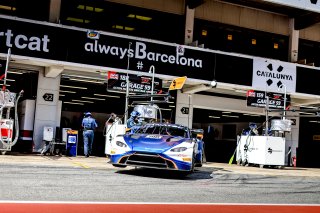 Paid Test Session 2, Pitlane
