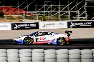 #93 SKY - Tempesta Racing GBR Ferrari 488 GT3 Rino Mastronardi iTA Jonathan Hui HKG Chris Froggatt GBR Pro-Am Cup, Bronze Test
