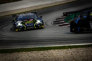 #77 Barwell Motorsport GBR Lamborghini Huracan GT3 Evo Henrique Chaves PRT Adrian Amstutz CHE Miguel Ramos PRT Pro-Am Cup, Free Practice
