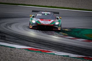 #38 JOTA GBR McLaren 720 S GT3 Ben Barnicoat GBR Oliver Wilkinson GBR Rob Bell GBR Pro Cup, Free Practice
