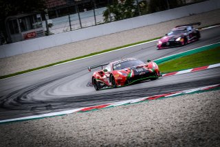 #33 Rinaldi Racing DEU Ferrari 488 GT3 David Perel ZAF Benjamin Hites CHL Fabrizio Crestani ITA Silver Cup, Free Practice
