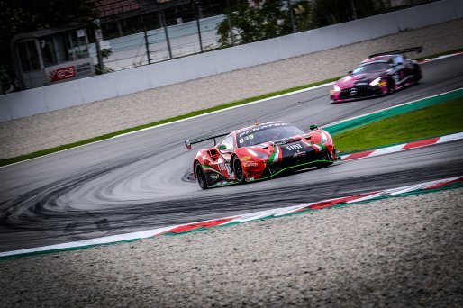 #33 Rinaldi Racing DEU Ferrari 488 GT3 David Perel ZAF Benjamin Hites CHL Fabrizio Crestani ITA Silver Cup, Free Practice
 | SRO / Dirk Bogaerts Photography