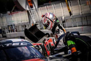 Pitlane, Pre-Qualifying
