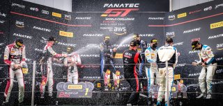 Podium, Race
