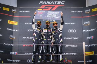 Podium, Race
