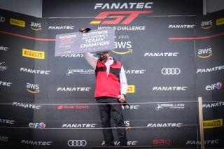Podium, Race
