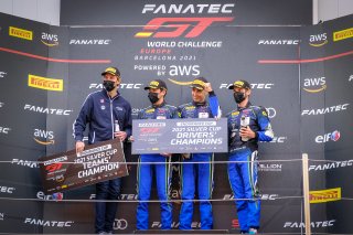 Podium, Race

