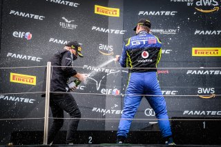 Podium, Race
