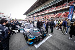 Gridwalk, Race
