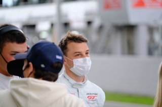 Gridwalk, Race
