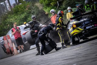 Pitlane, Race

