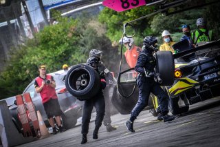 Pitlane, Race

